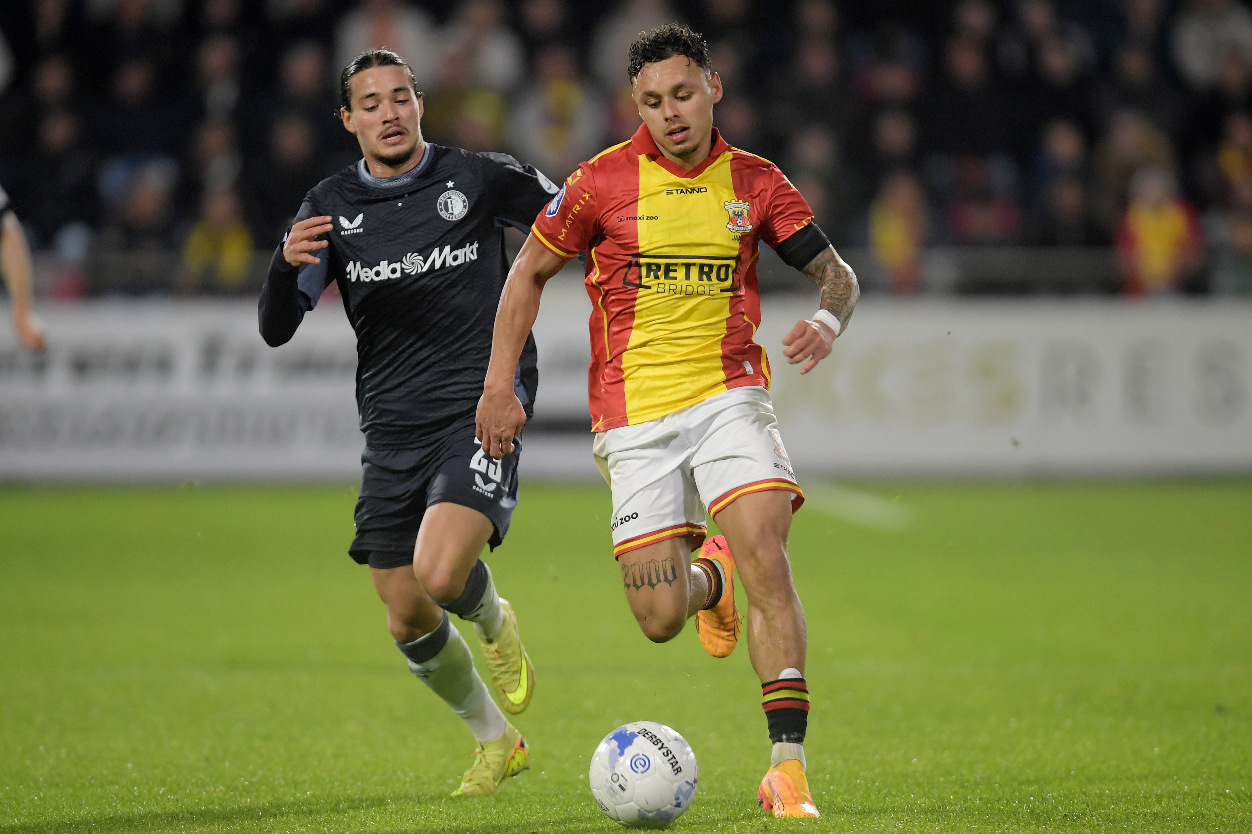 Dean James wordt achtervolgd door Hadj-Moussa
