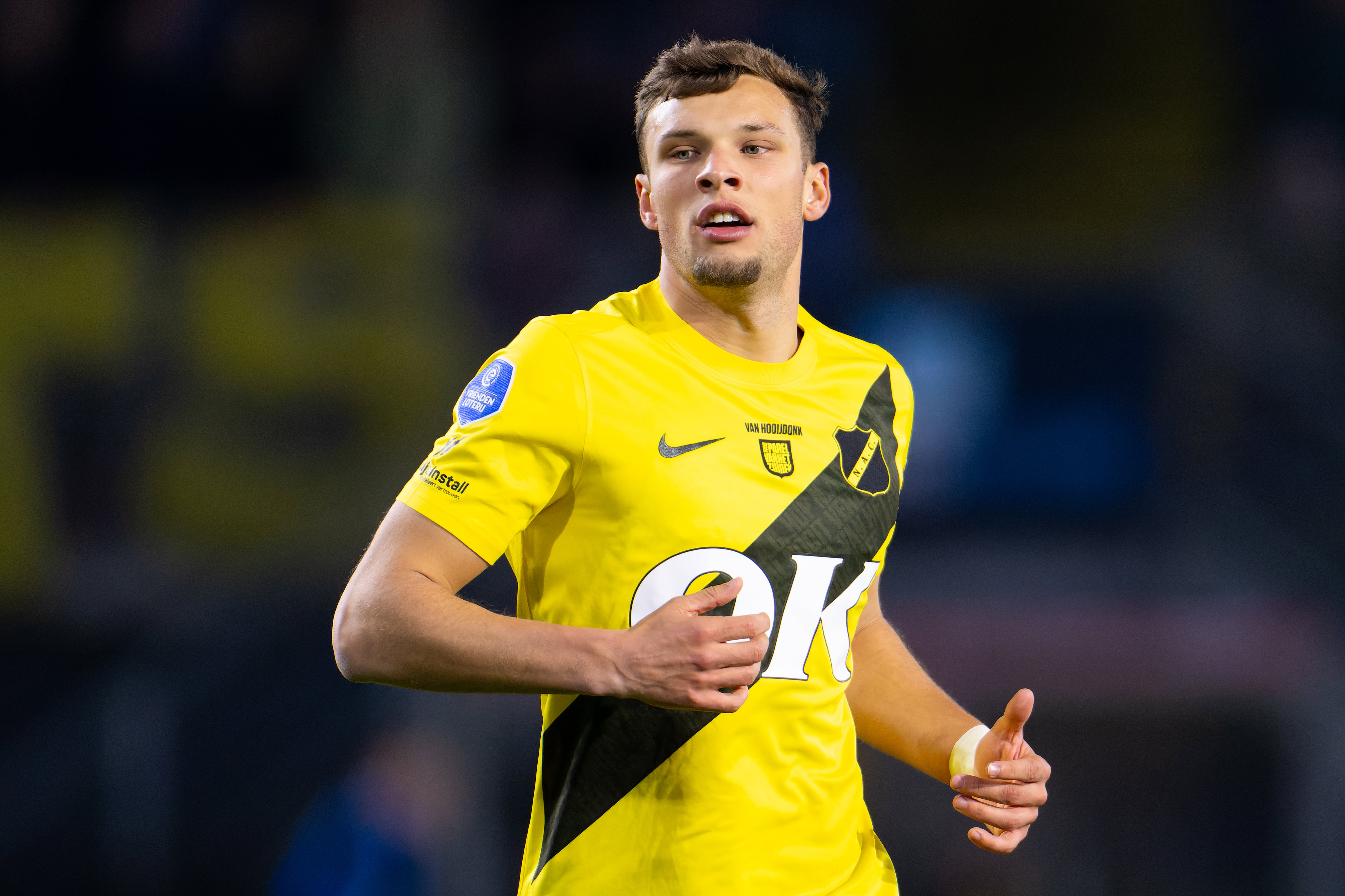 Sydney van Hooijdonk tegen FC Utrecht