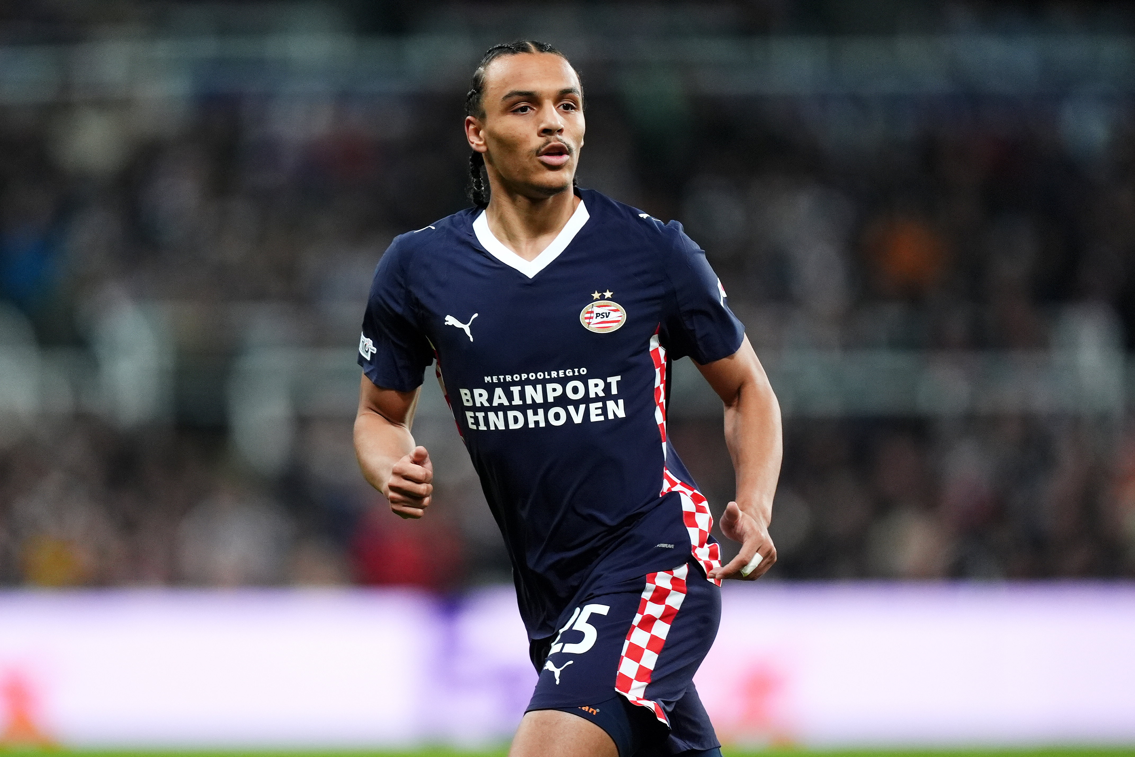 Kiliann Sildillia tegen Newcastle United