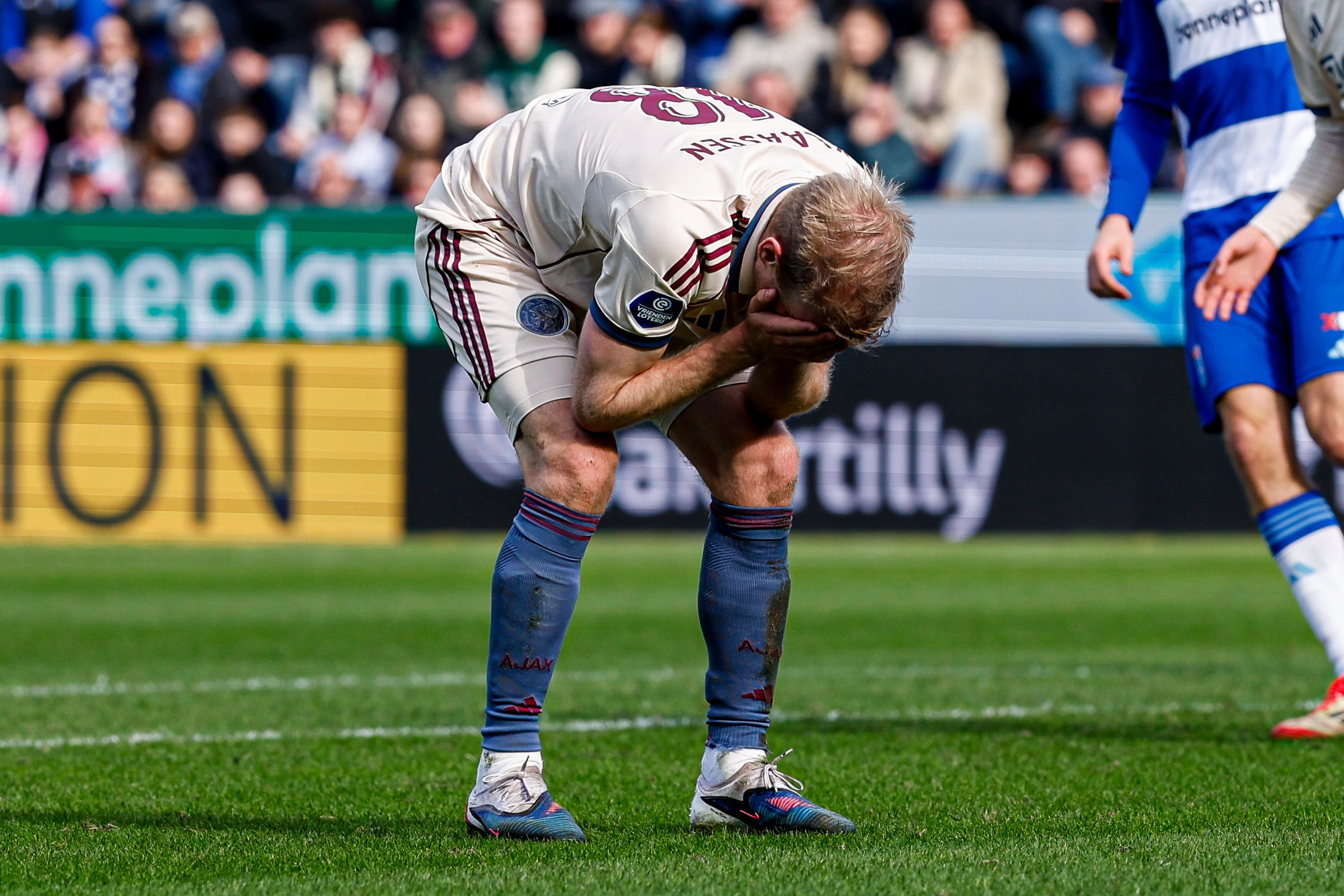 Davy Klaassen baalt