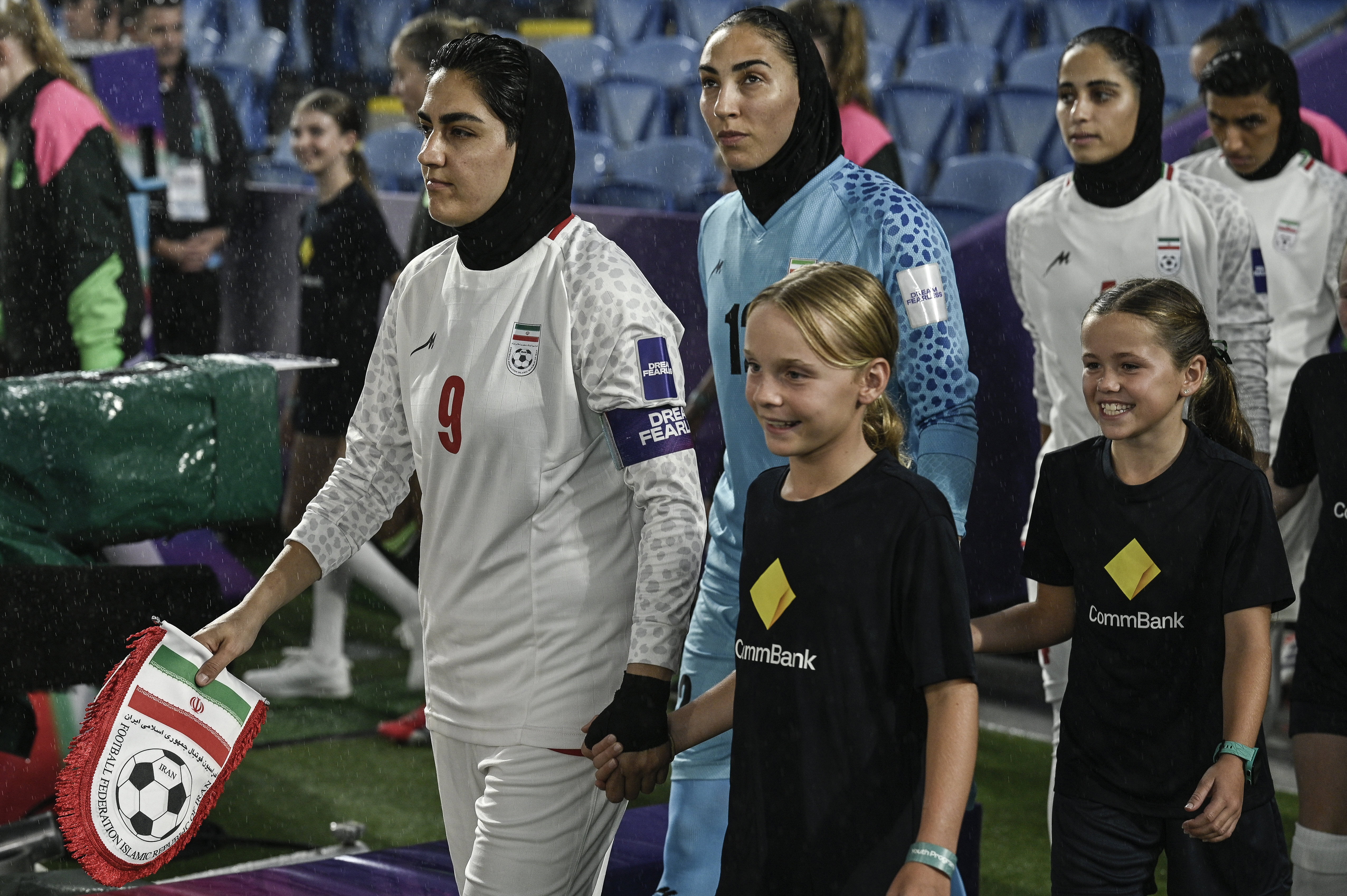 Zahra Ghanbari als captain van Iran