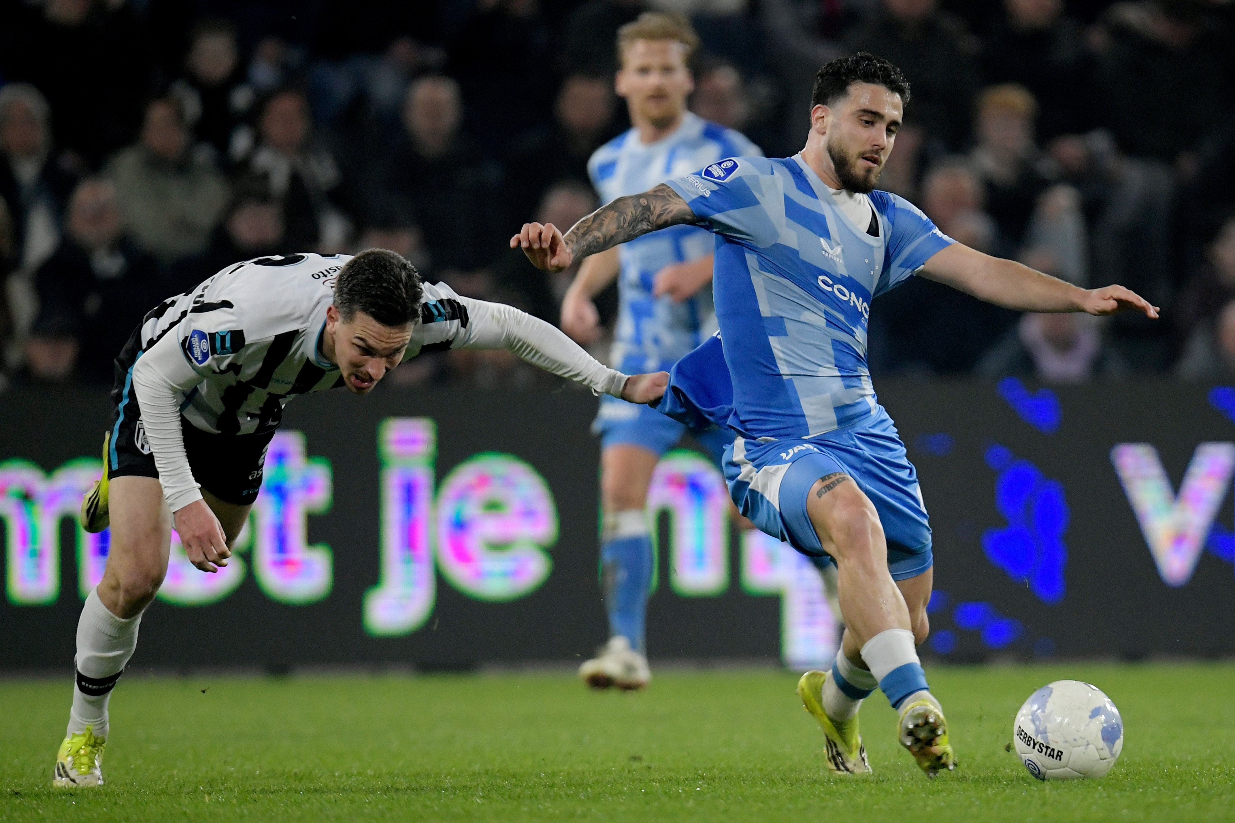 Ángel Alarcón tegen Heracles Almelo