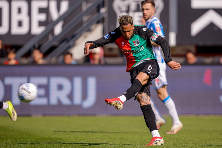 Tjaronn Cerhy haalt uit