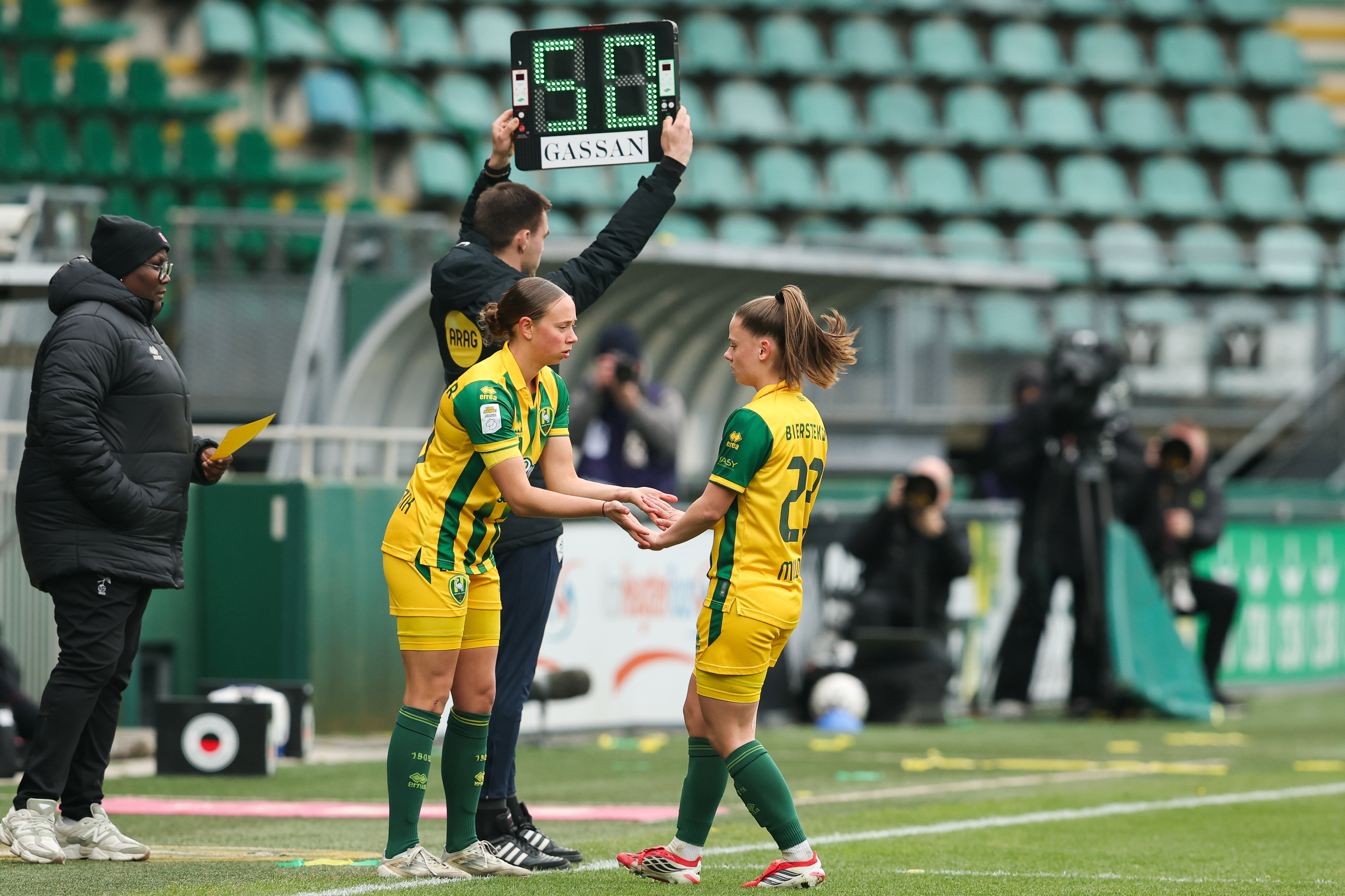 Isa van Schaik vervangt Nienke Mulder bij ADO Den Haag