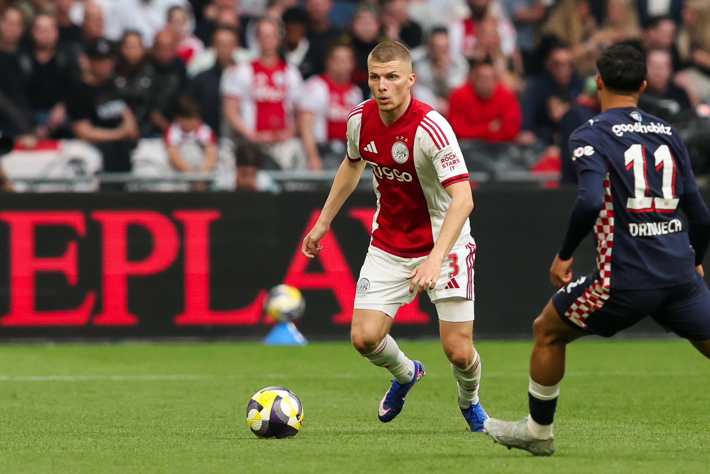 Anton Gaaei tegen PSV