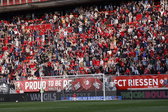 FC Twente-fans juichen bij de goal van Jonah Verschueren