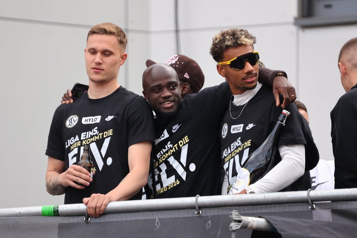 Amara Condé tijdens de huldiging