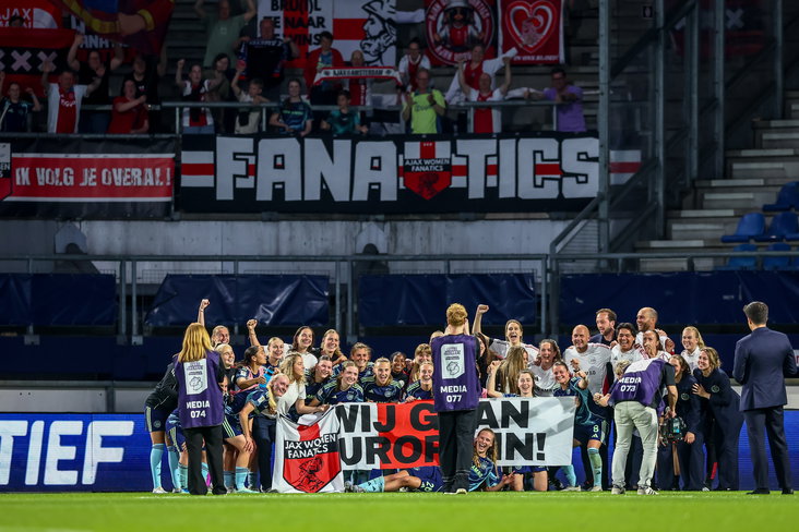 Ajax viert kwalificatie voor de UEFA Women's Champions League