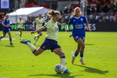 Katja Snoeijs in actie namens Everton