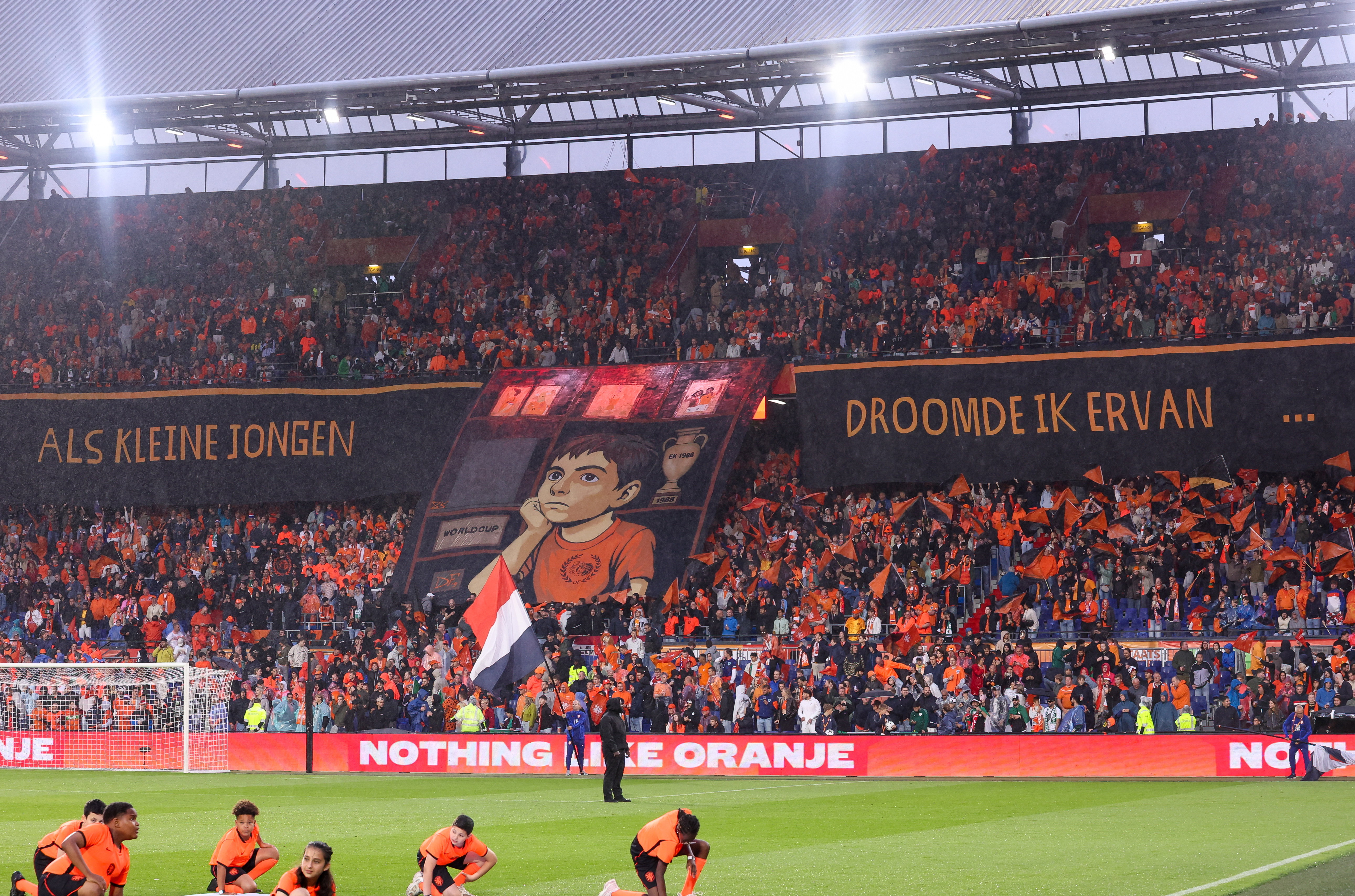 Oranje-fans in De Kuip