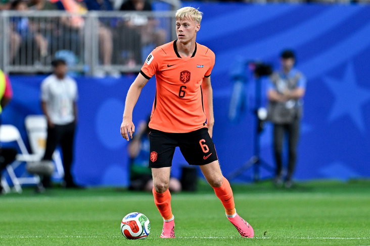 Jan Paul van Hecke in Oranje