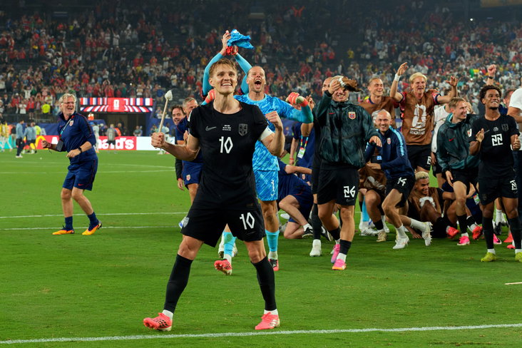 Martin Odegaard viert feest bij Noorwegen