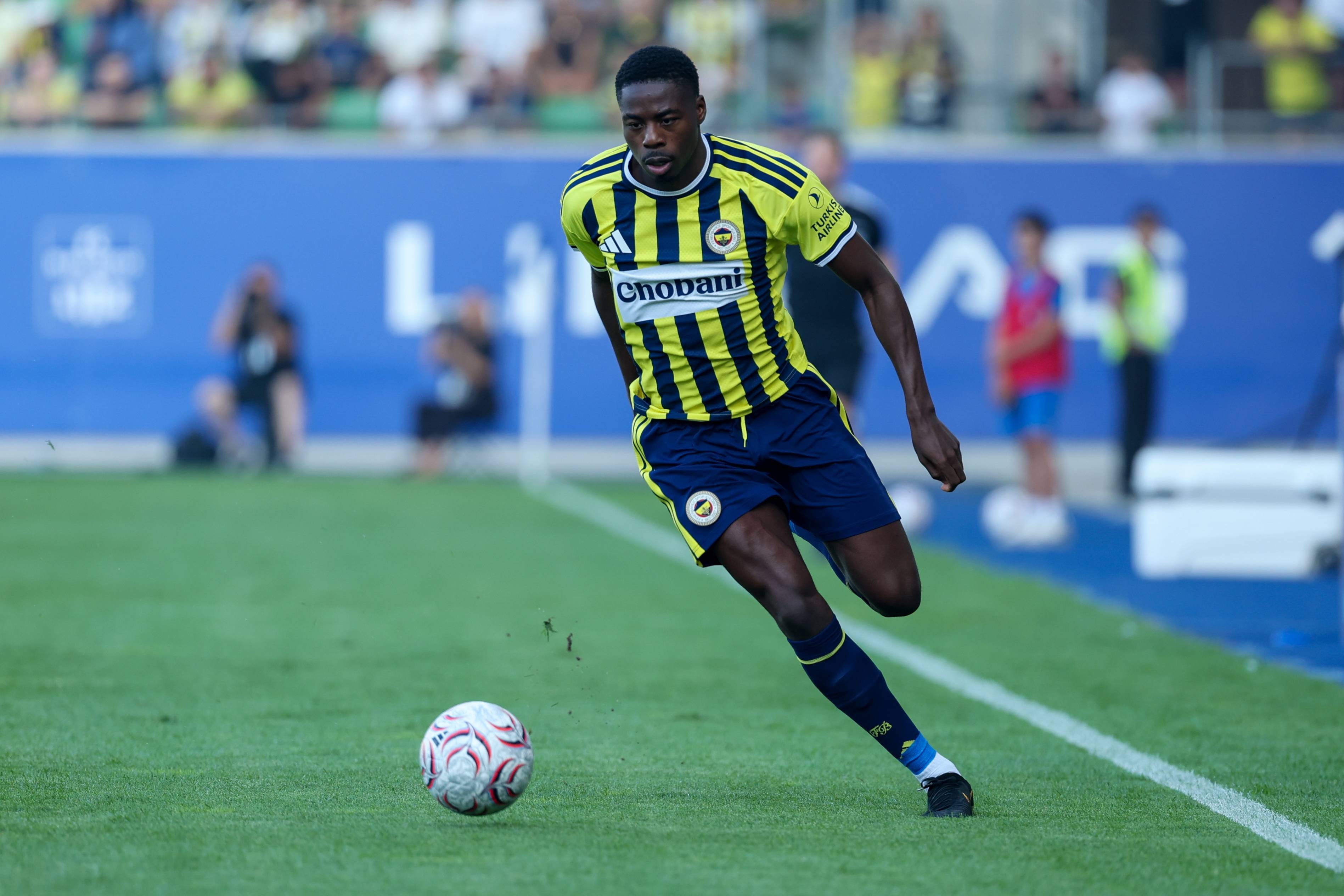 'Anthony Musaba staat voor fraaie transfer naar Engelse club'