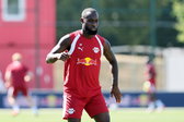Lutsharel Geertruida op de training van RB Leipzig