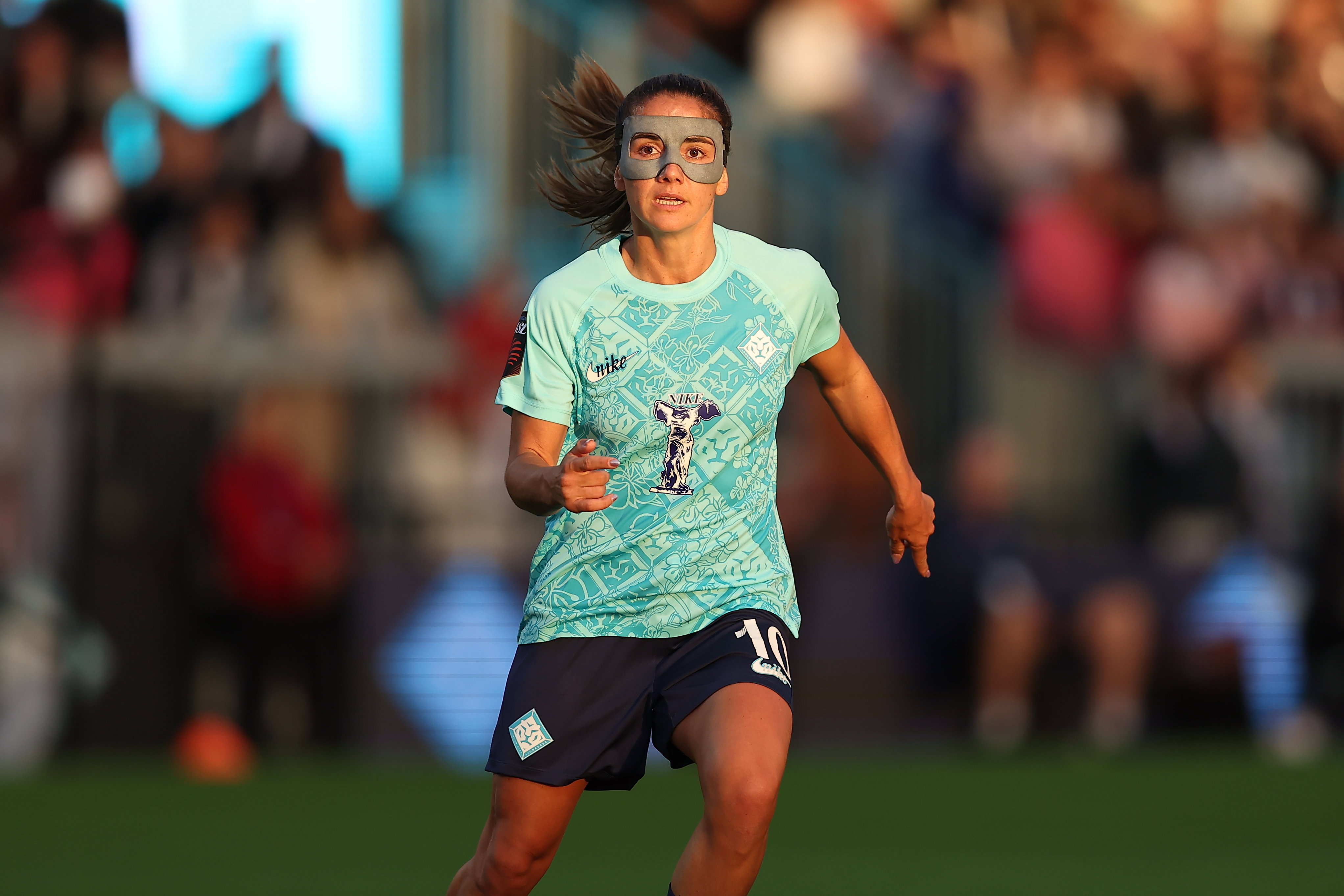 Daniëlle van de Donk bij London City Lionesses