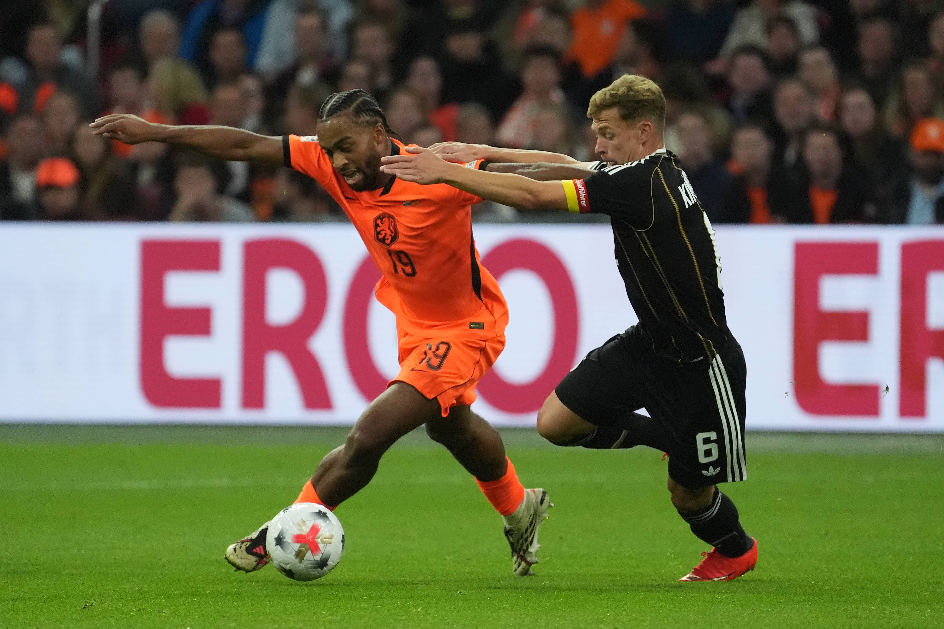 Vermeulen steunt oud-Feyenoorder: 