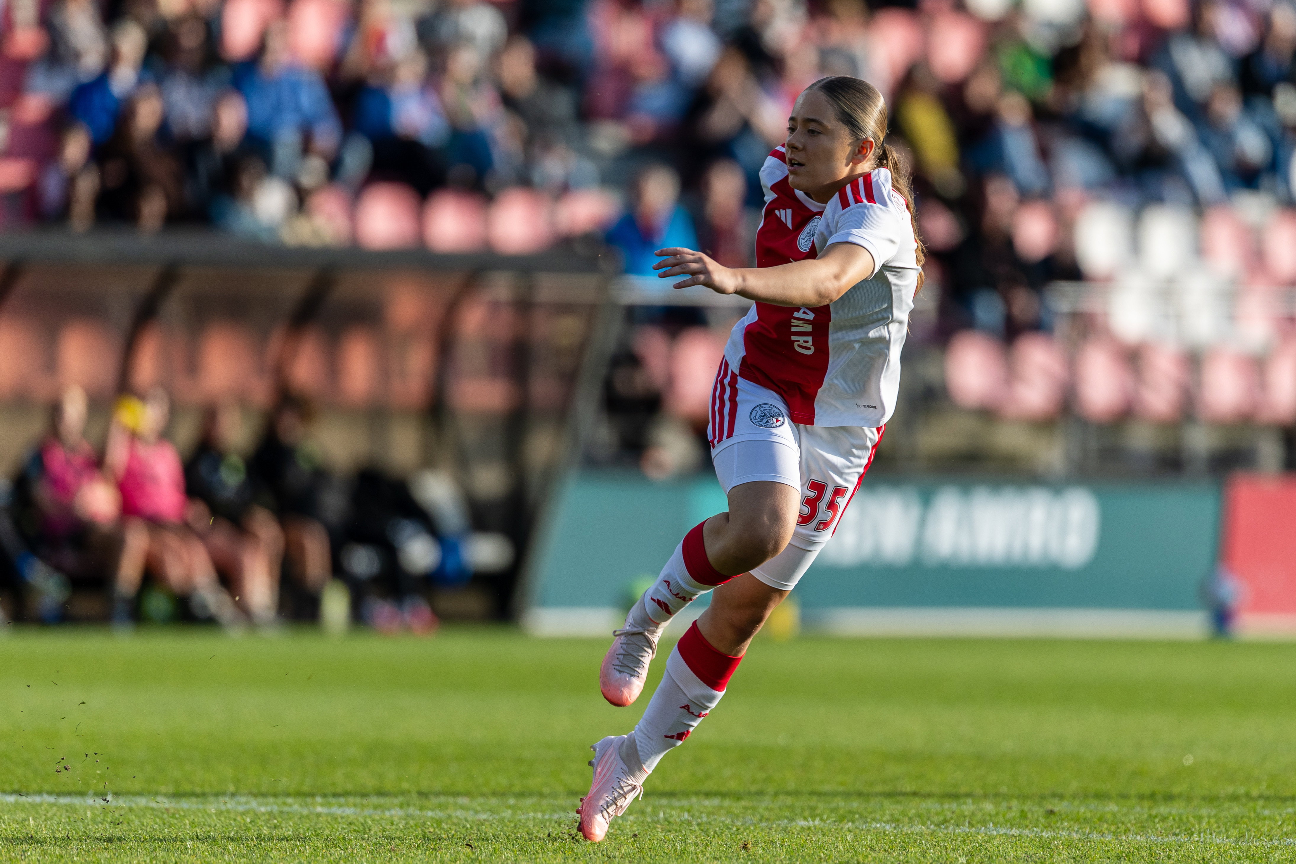 Kyara Deitelzweig Senior (Ajax)
