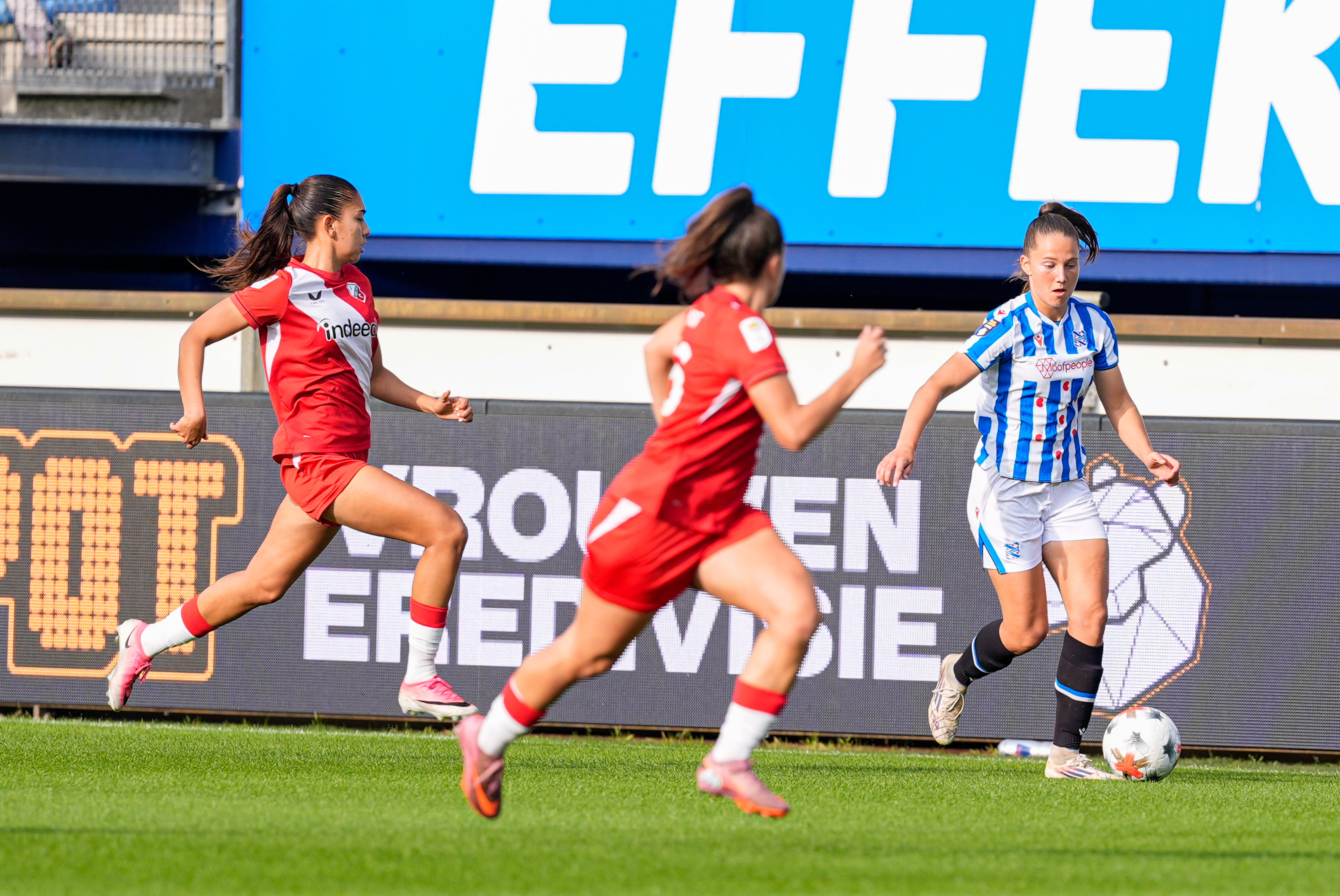 SC Heerenveen Vrouwen doet goede zaken en verslaat FC Utrecht