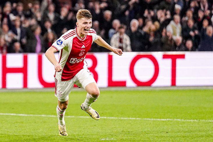 Anton Gaaei is dolblij na zijn heerlijke treffer