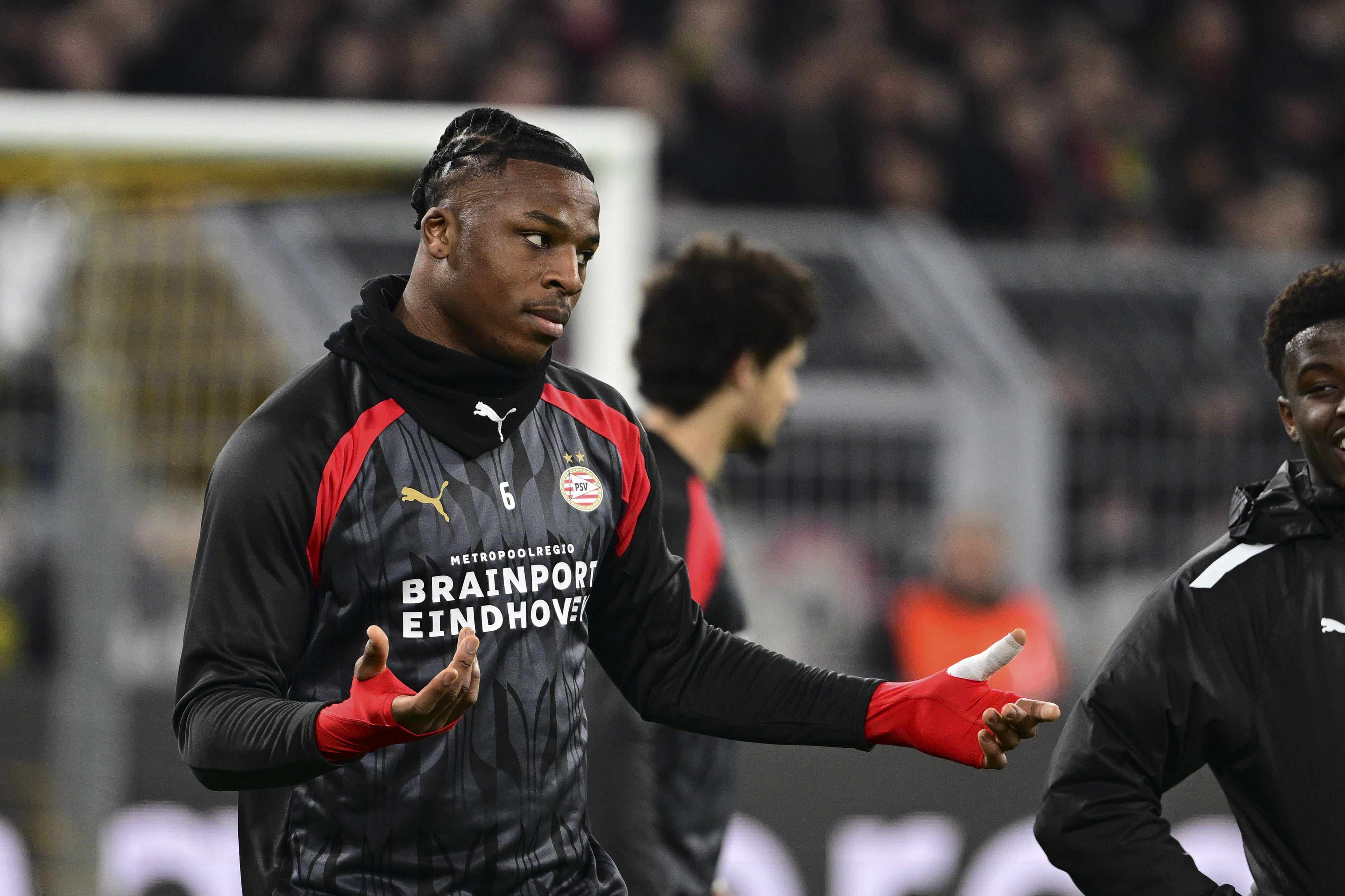 Armel Bella Kotchap voor het duel tegen Borussia Dortmund