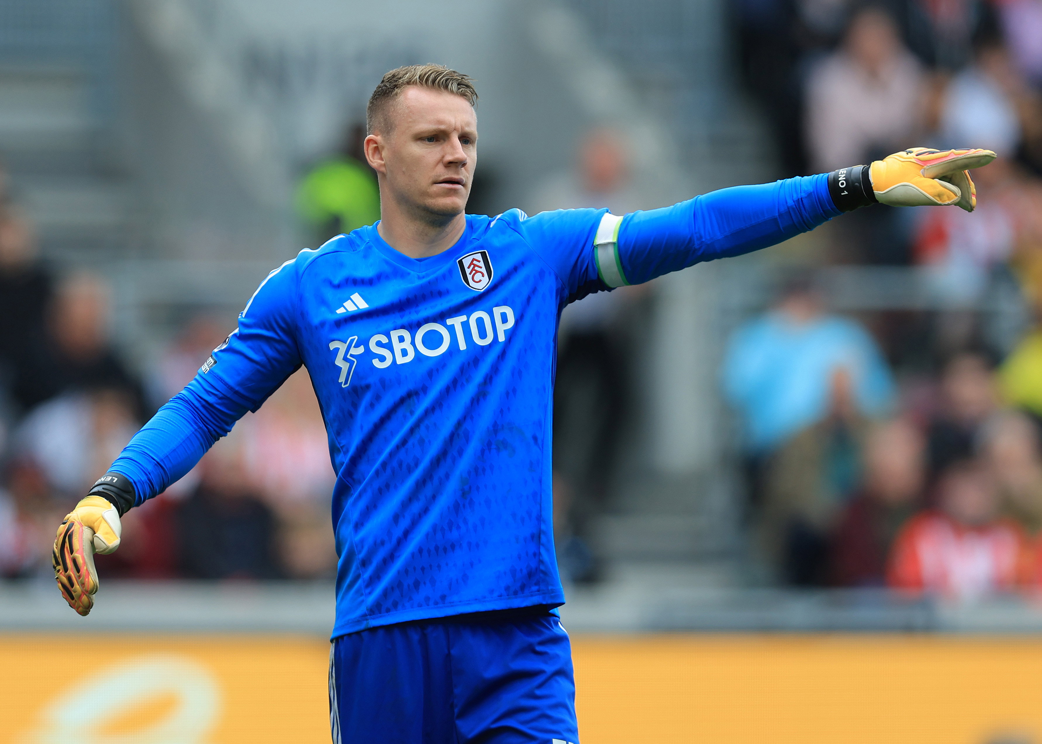Bernd Leno namens Fulham