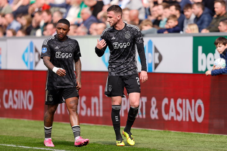 Branco van den Boomen en Steven Bergwijn