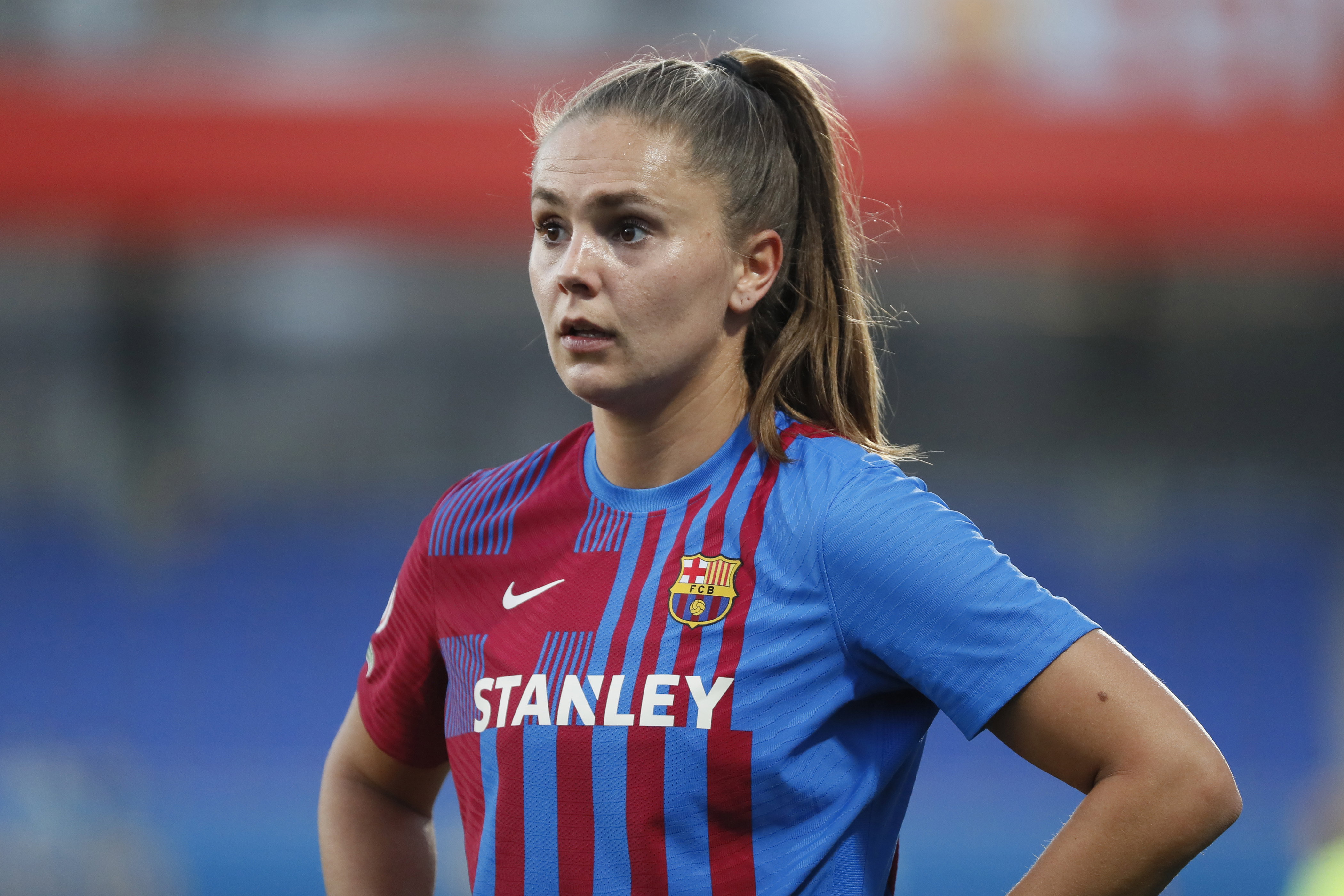 Lieke Martens in het shirt van FC Barcelona