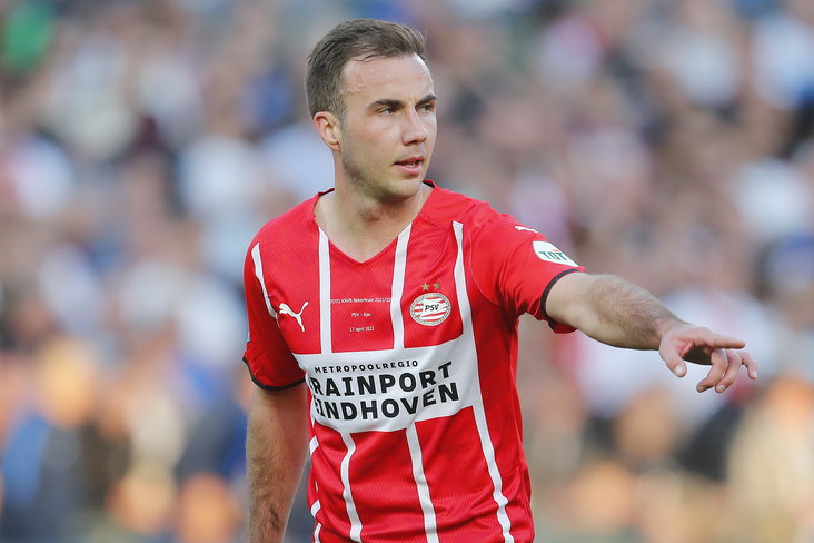 Mario Götze namens PSV