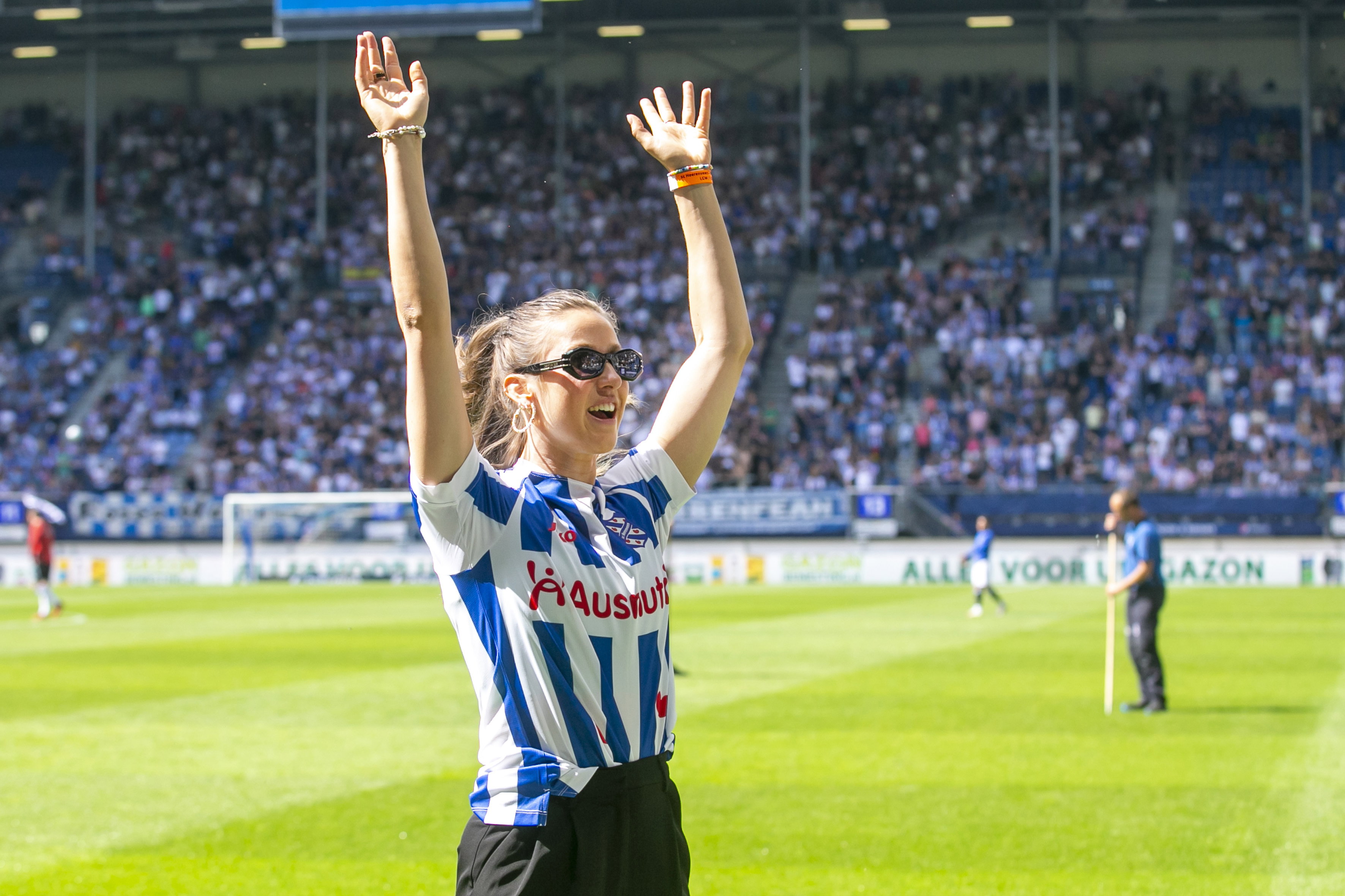 Suzanne Schulting in het Abe Lenstra Stadion