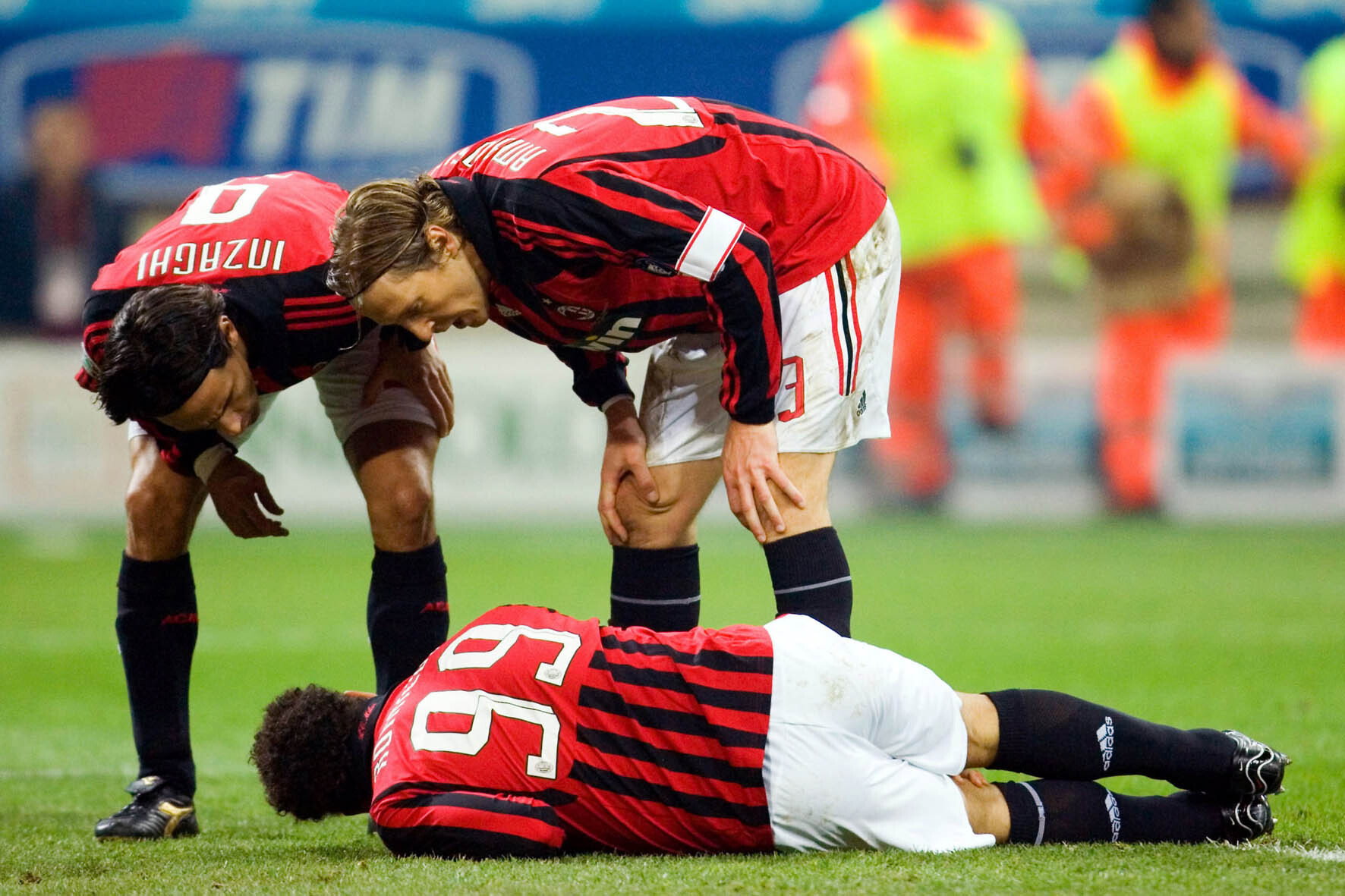 Ronaldo raakt zwaar geblesseerd bij AC Milan