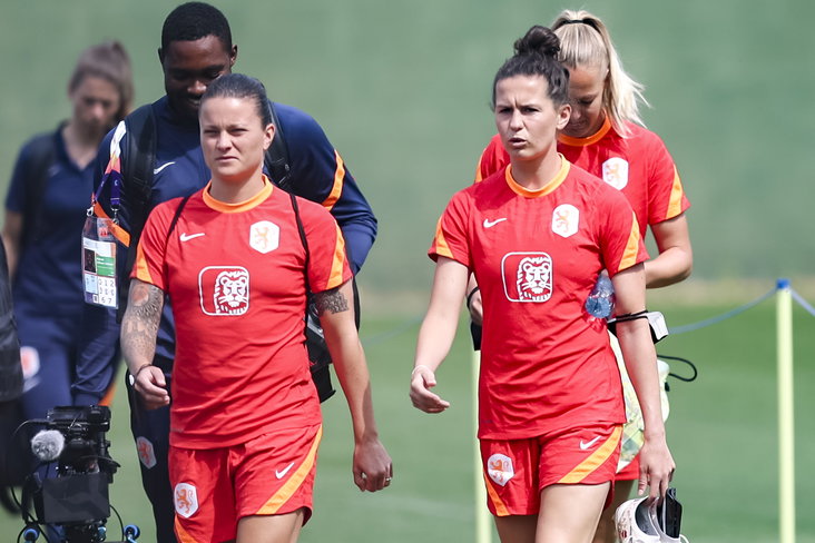 Sherida Spitse en Merel van Dongen in 2022
