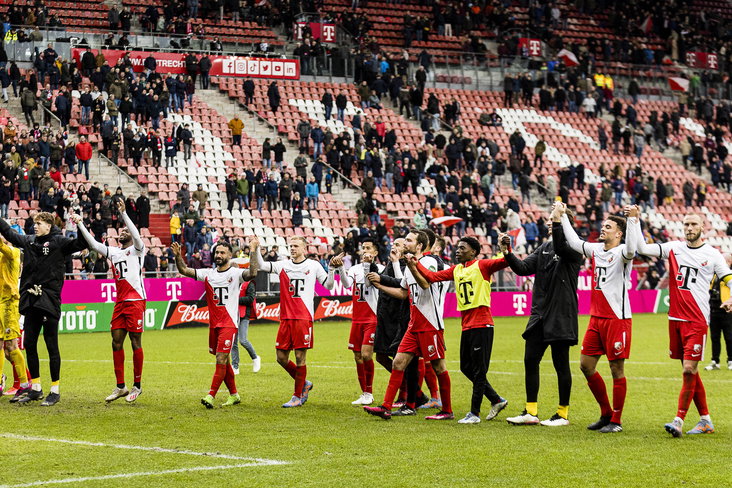 FC Utrecht bedankt de fans