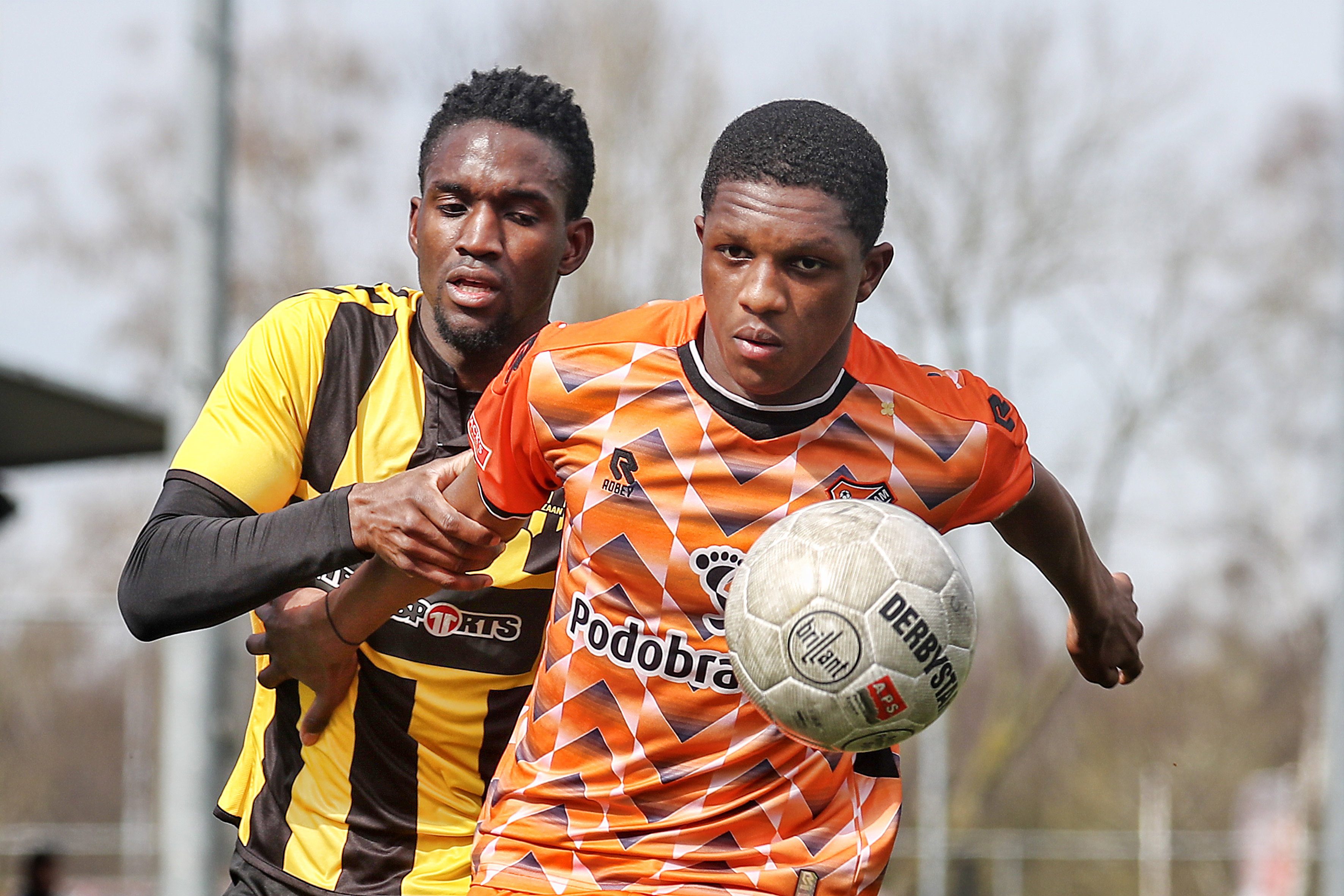 Givairo Read in het shirt van Jong FC Volendam