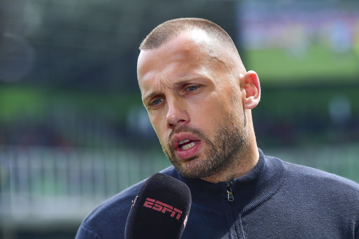John Heitinga voor de camera