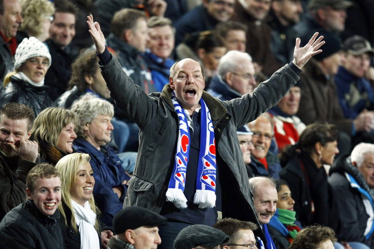 Wim Anker op de tribune bij SC Heerenveen