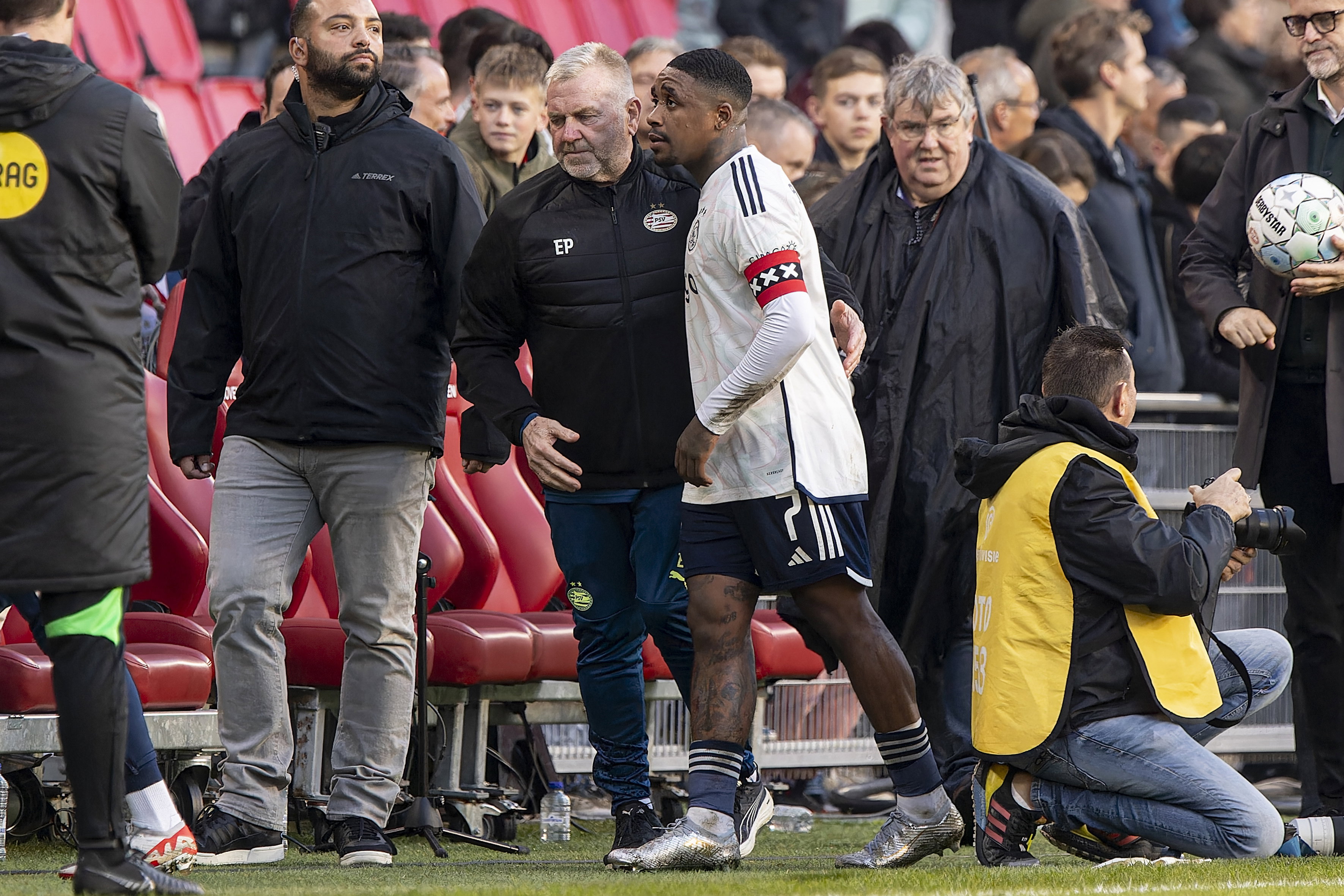 Eddy Pepels met oud-PSV'er Steven Bergwijn