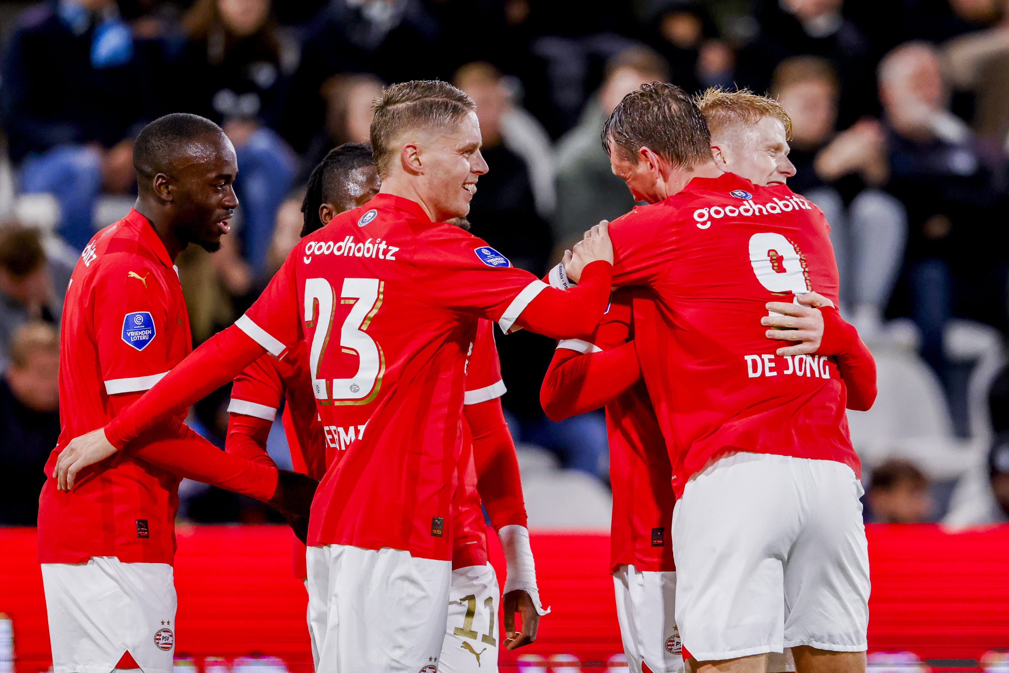 PSV viert een doelpunt