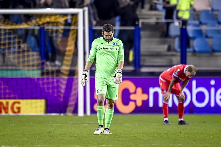 Mickey van der Hart baalt