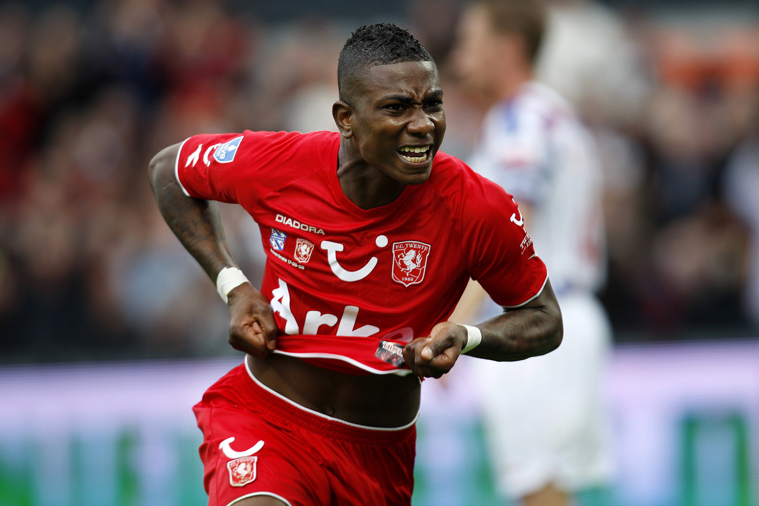 Eljero Elia scoort tegen SC Heerenveen in de bekerfinale (2009)