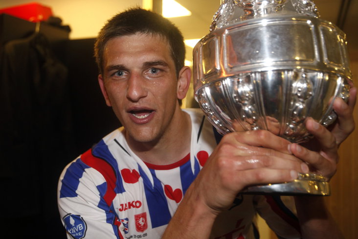 Goran Popov met de KNVB Beker