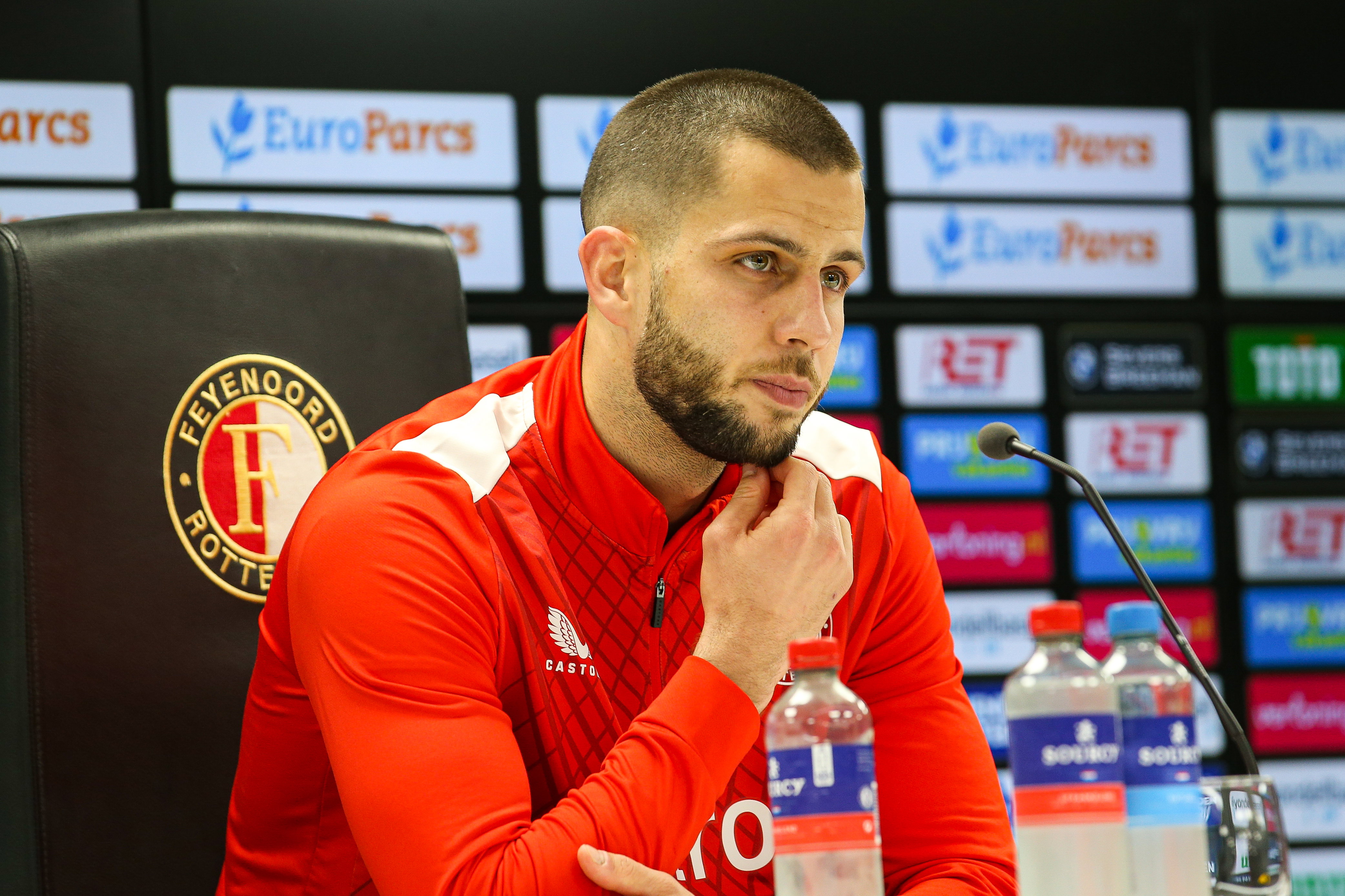 David Hancko bij de persconferentie