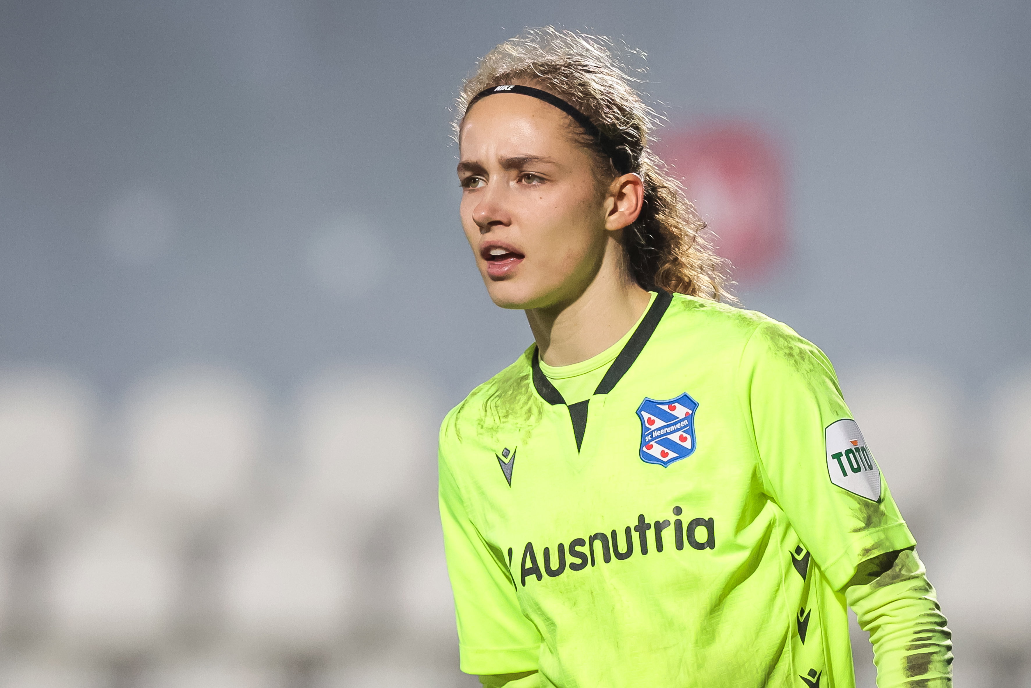 Jasmijn Resink in actie namens SC Heerenveen