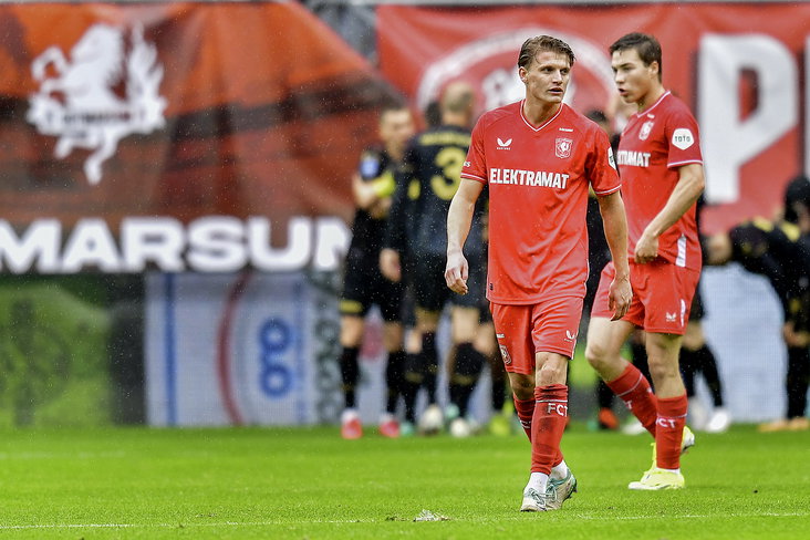 FC Twente baalt