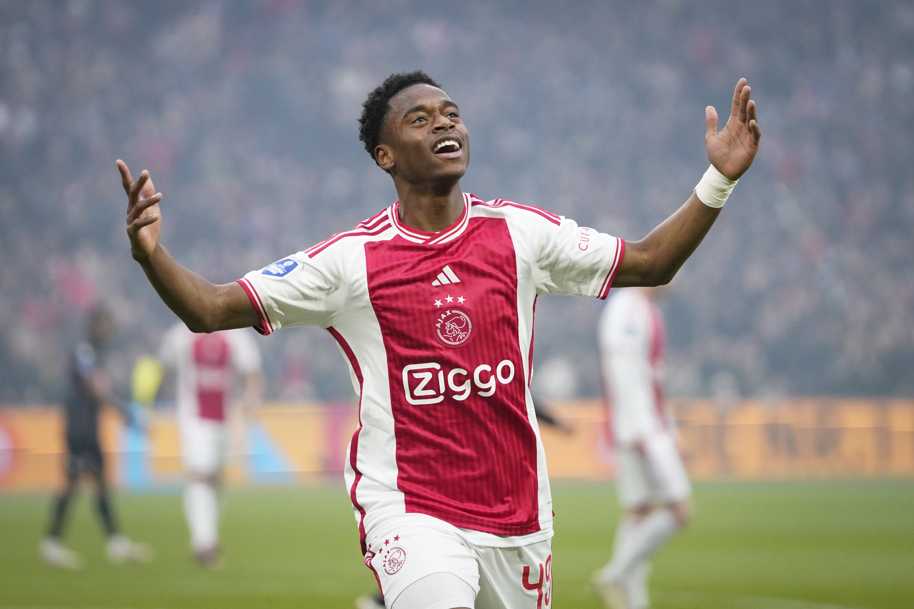 Jaydon Banel viert 'zijn' goal