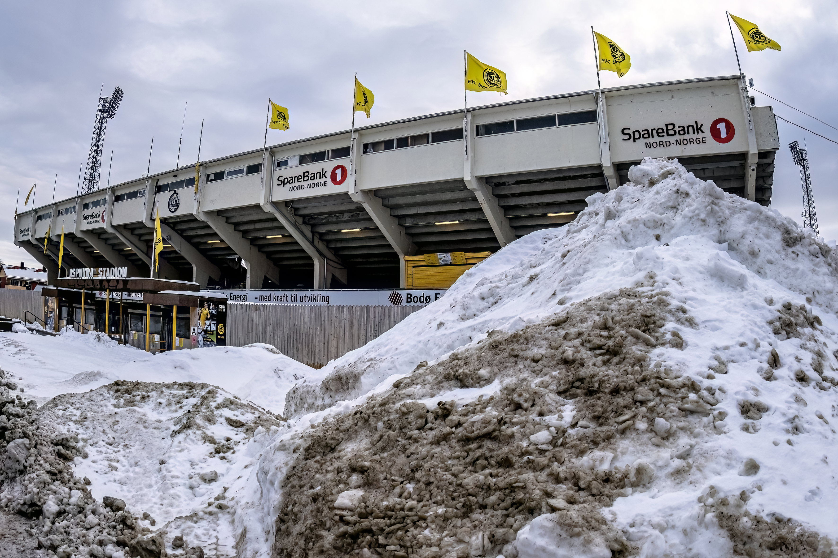 Sneeuw bij het stadion van Bodø/Glimt
