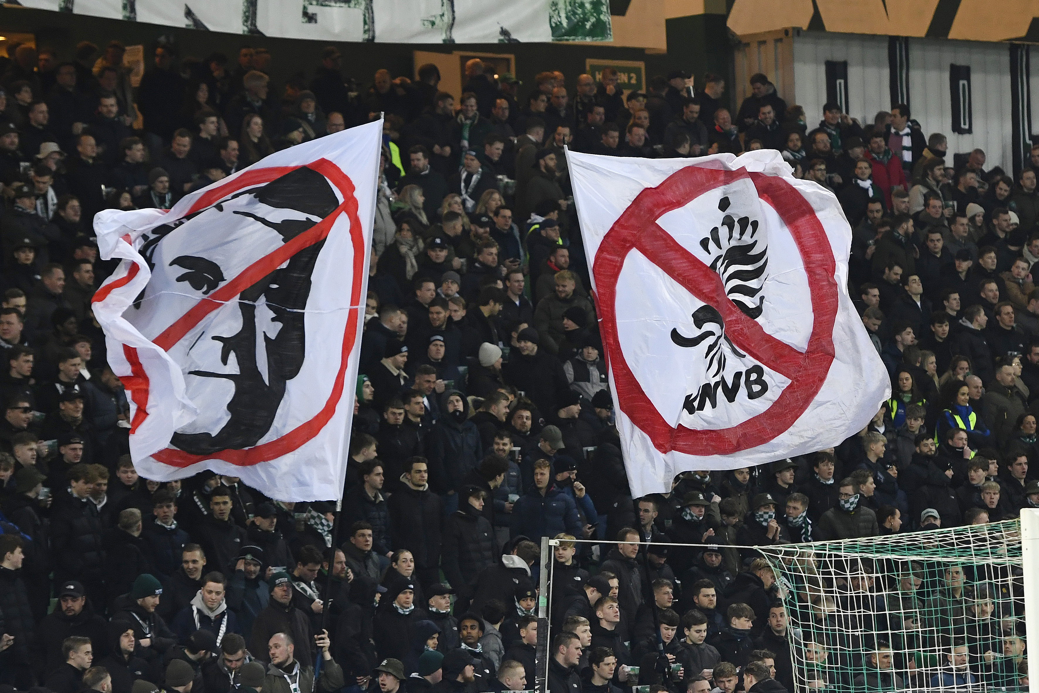 Protest tegen Frank Paauw