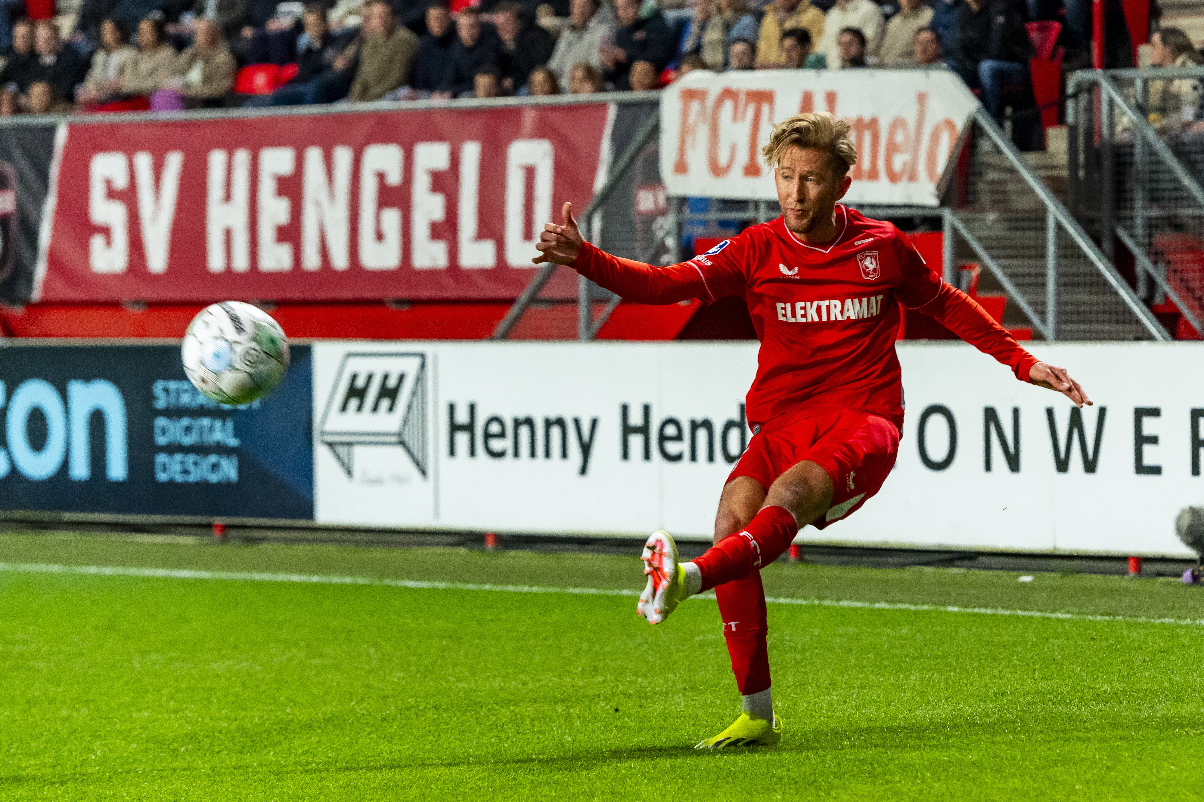 Michel Vlap in actie tegen Sparta Rotterdam