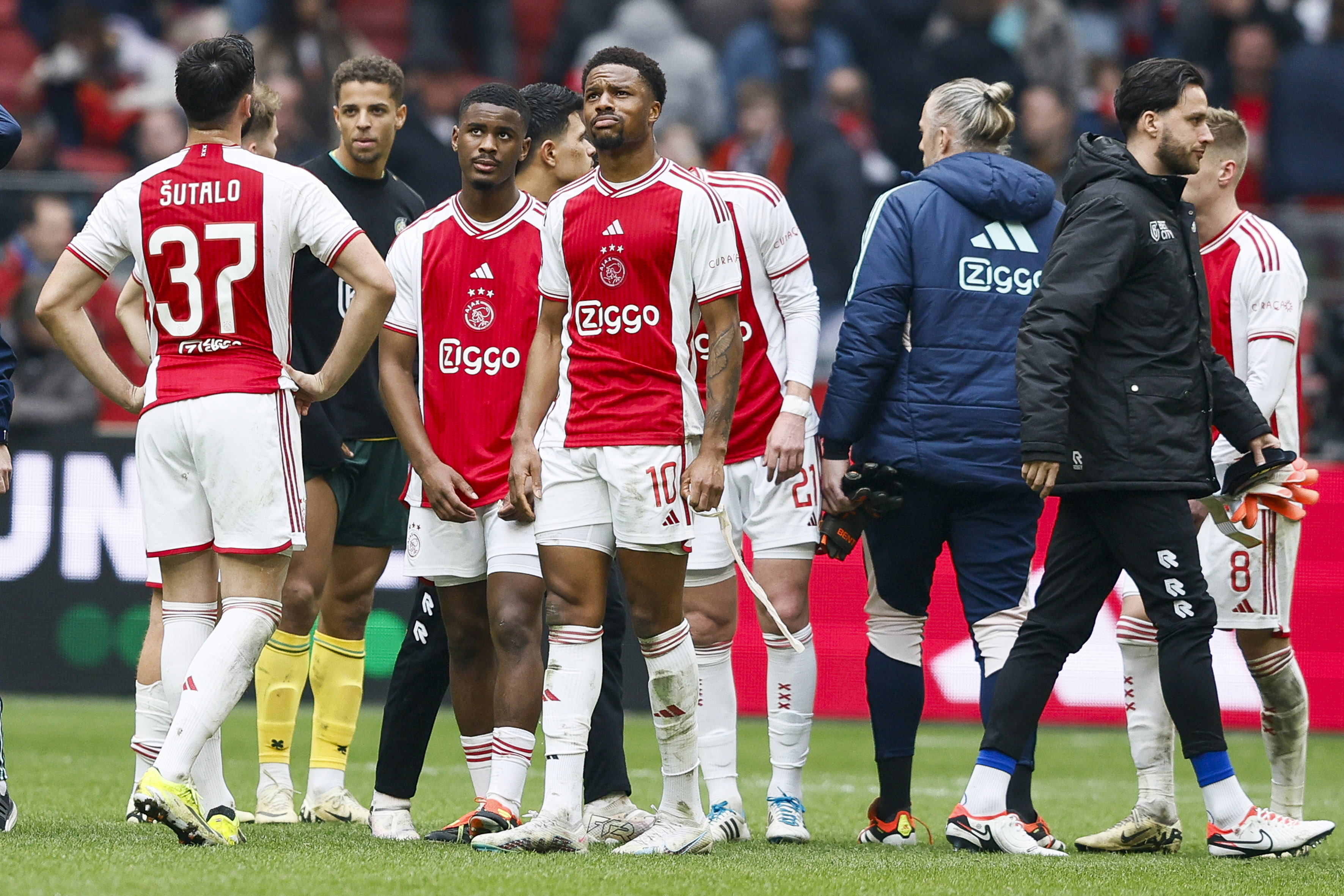 Ajax baalt na het gelijkspel tegen Fortuna