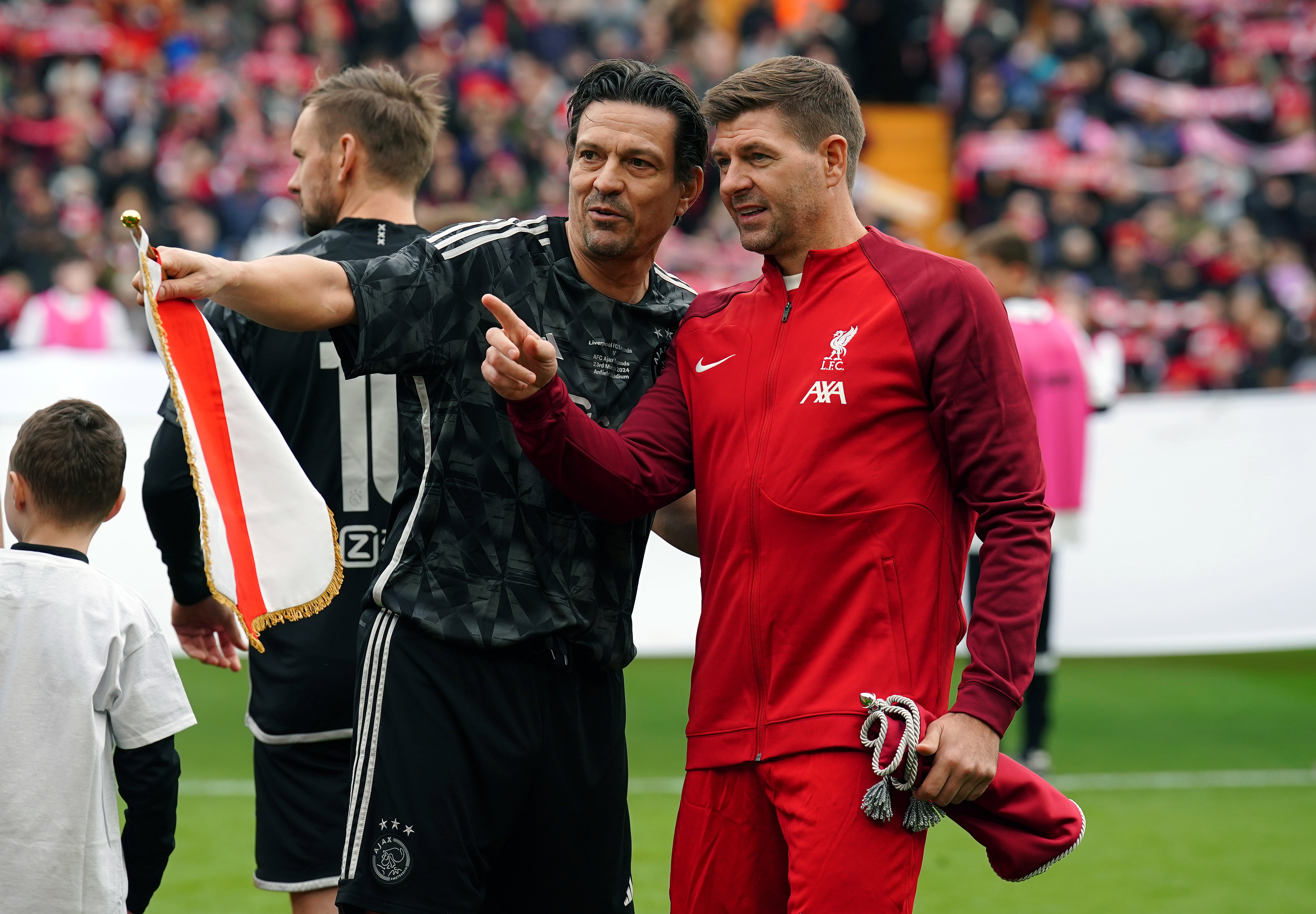 Jari Litmanen en Steven Gerrard