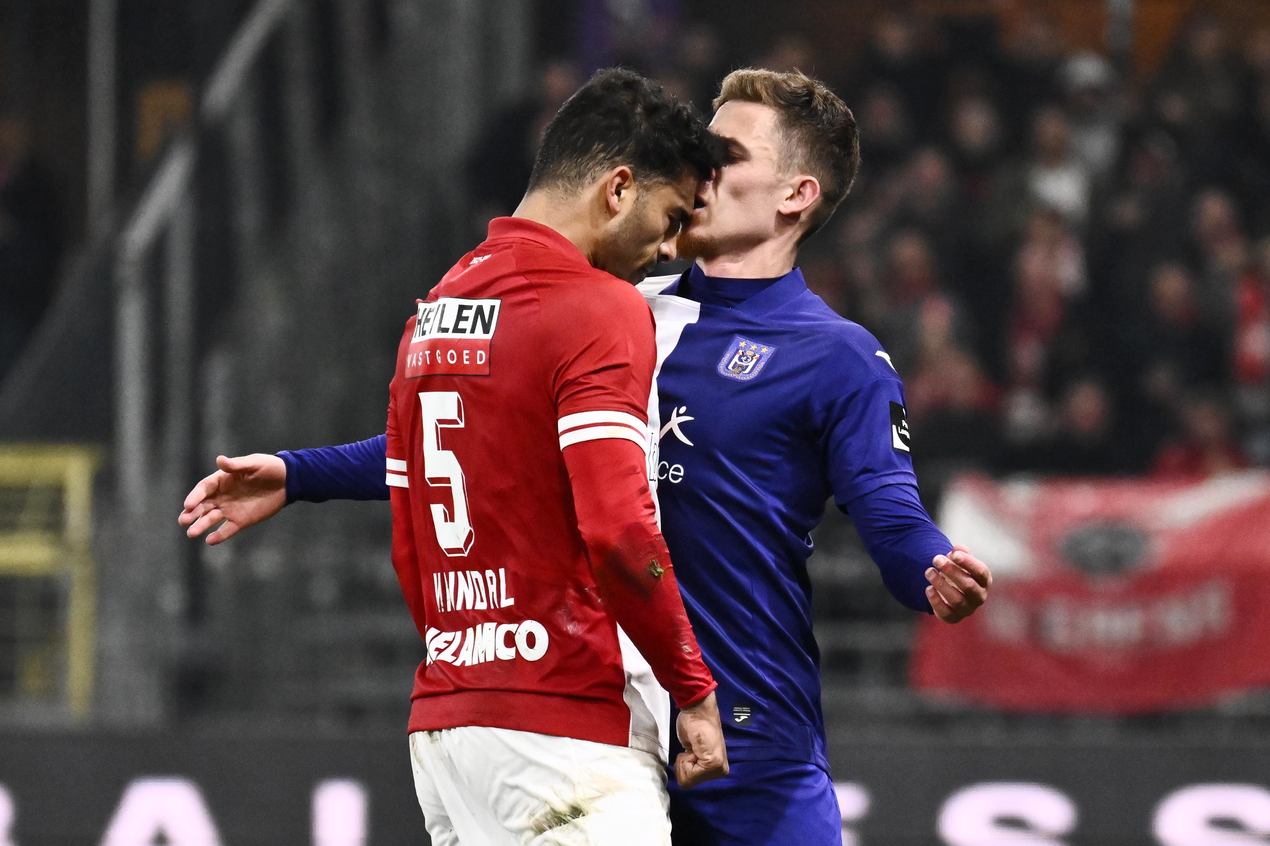 Owen Wijndal en Thorgan Hazard